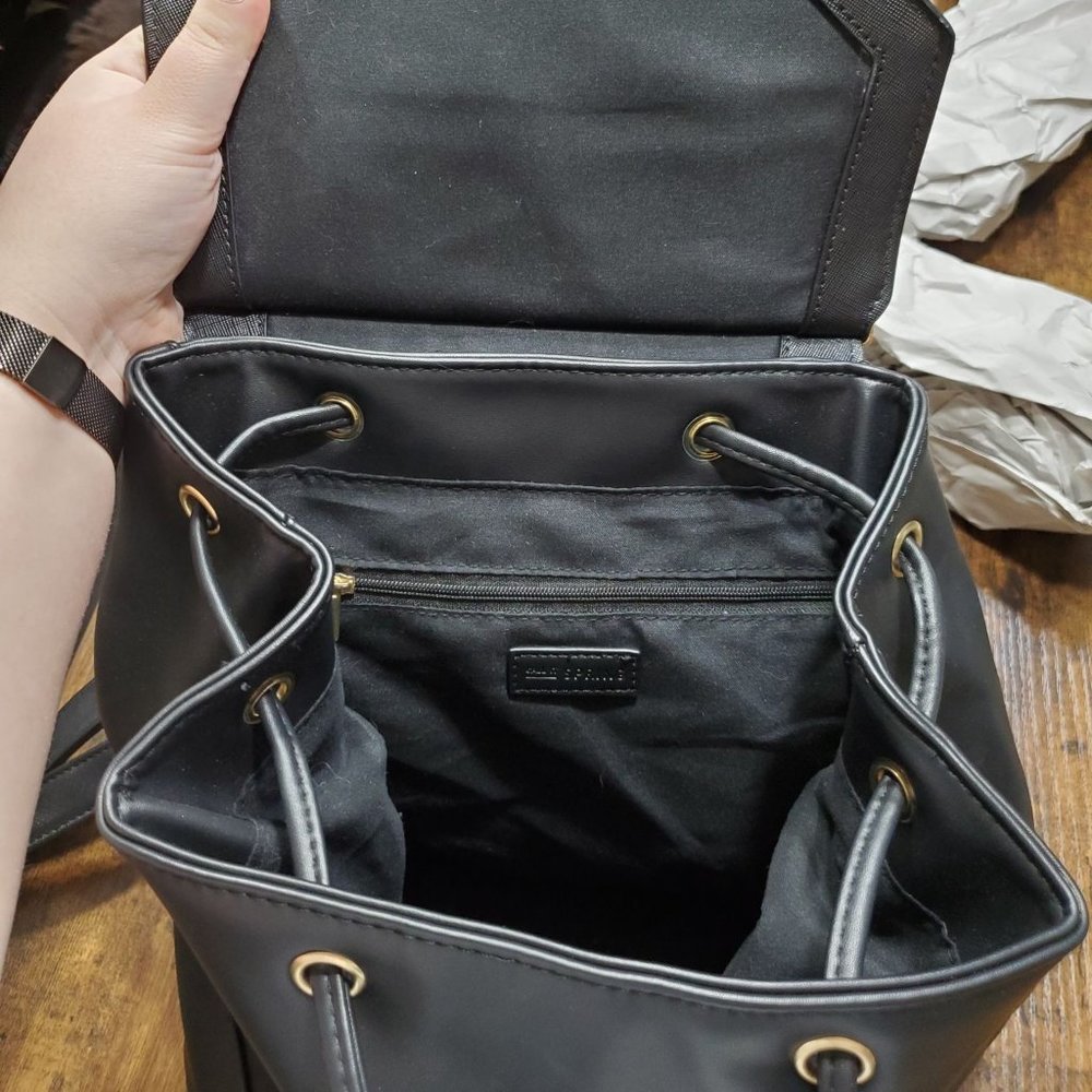 Purse-Backpack / Call It Spring - Picture 4 of 6